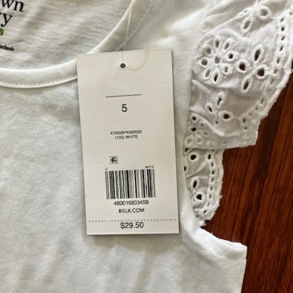 NWT! CROWN & IVY - Girl's Size 5 - White Eyelet Flutter Sleeve Spring/Summer Top - Picture 4 of 7
